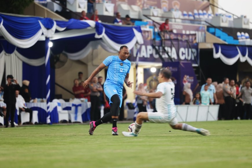 Final Kapolda Cup 4 Berlangsung Meriah, Tim Gabsat Polda Jatim Angkat Trofi Juara