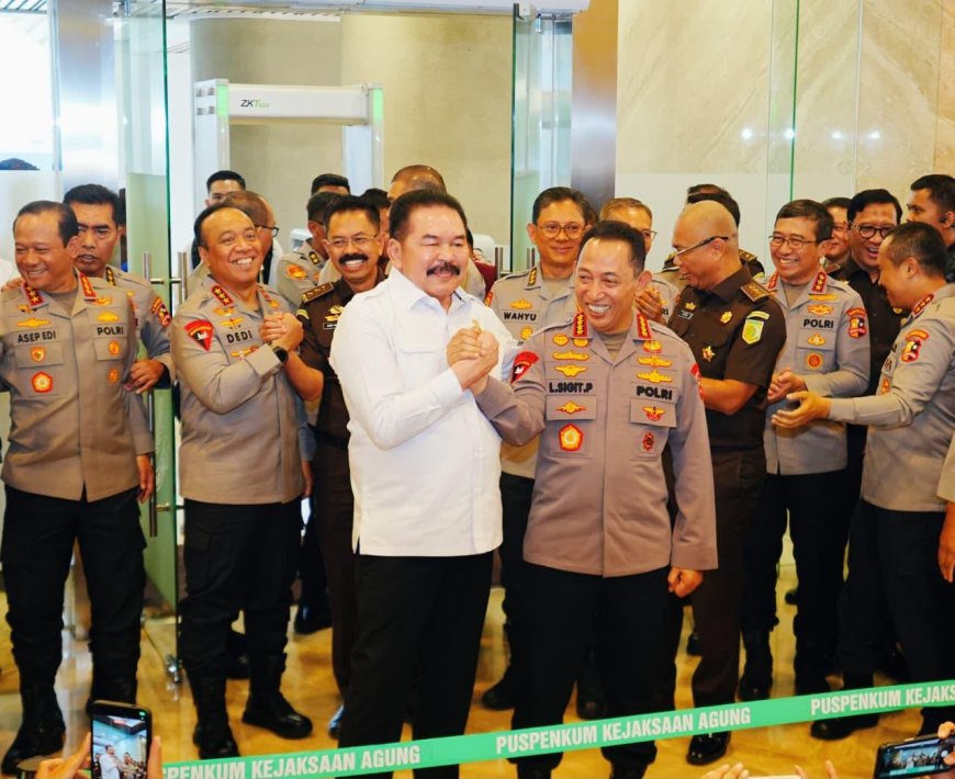 Kapolri dan Jaksa Agung Perkokoh Soliditas Demi Pelayanan Prima