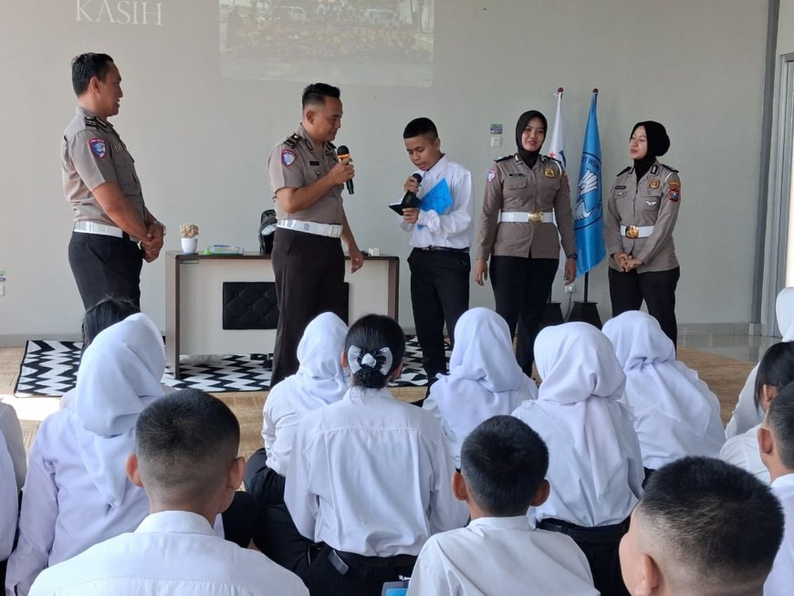 Polisi Bangun Kesadaran Pelajar tentang Etika Berlalu Lintas dan Anti-Bullying